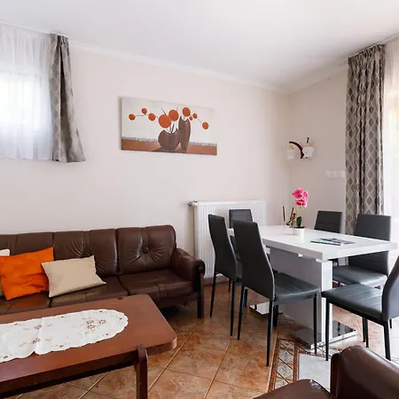 Flamingo By Interhome